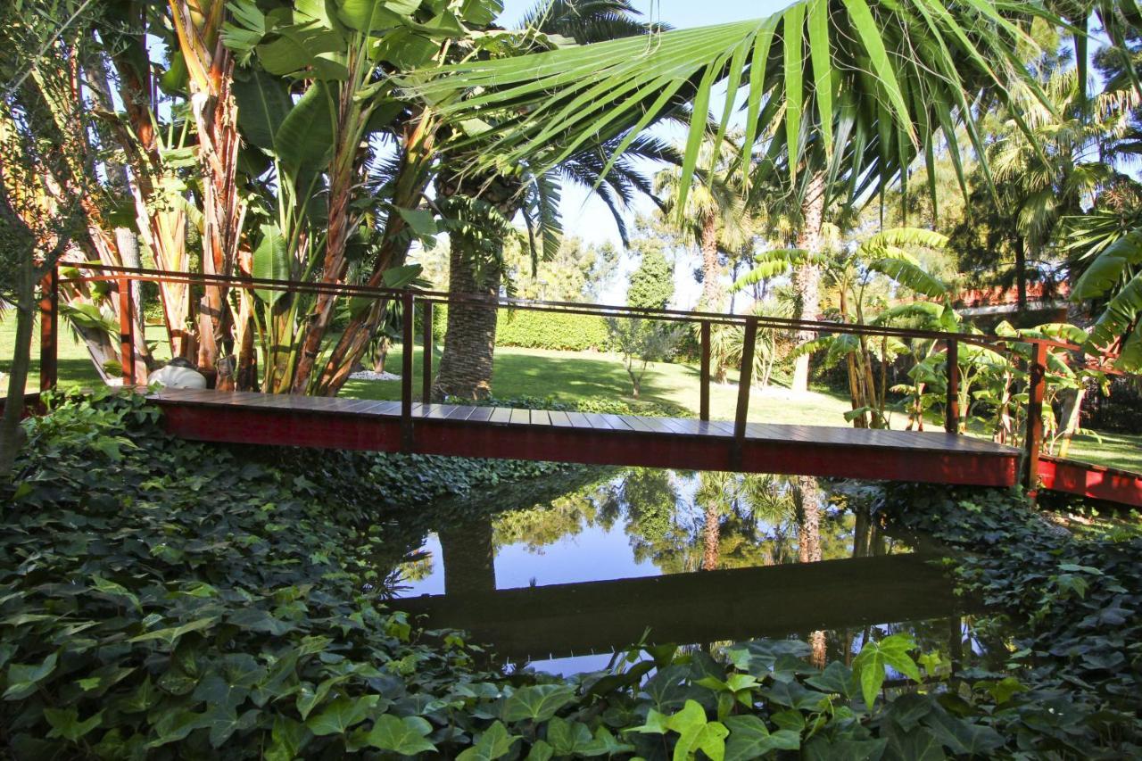 New Play Lake Villa Salou Bagian luar foto