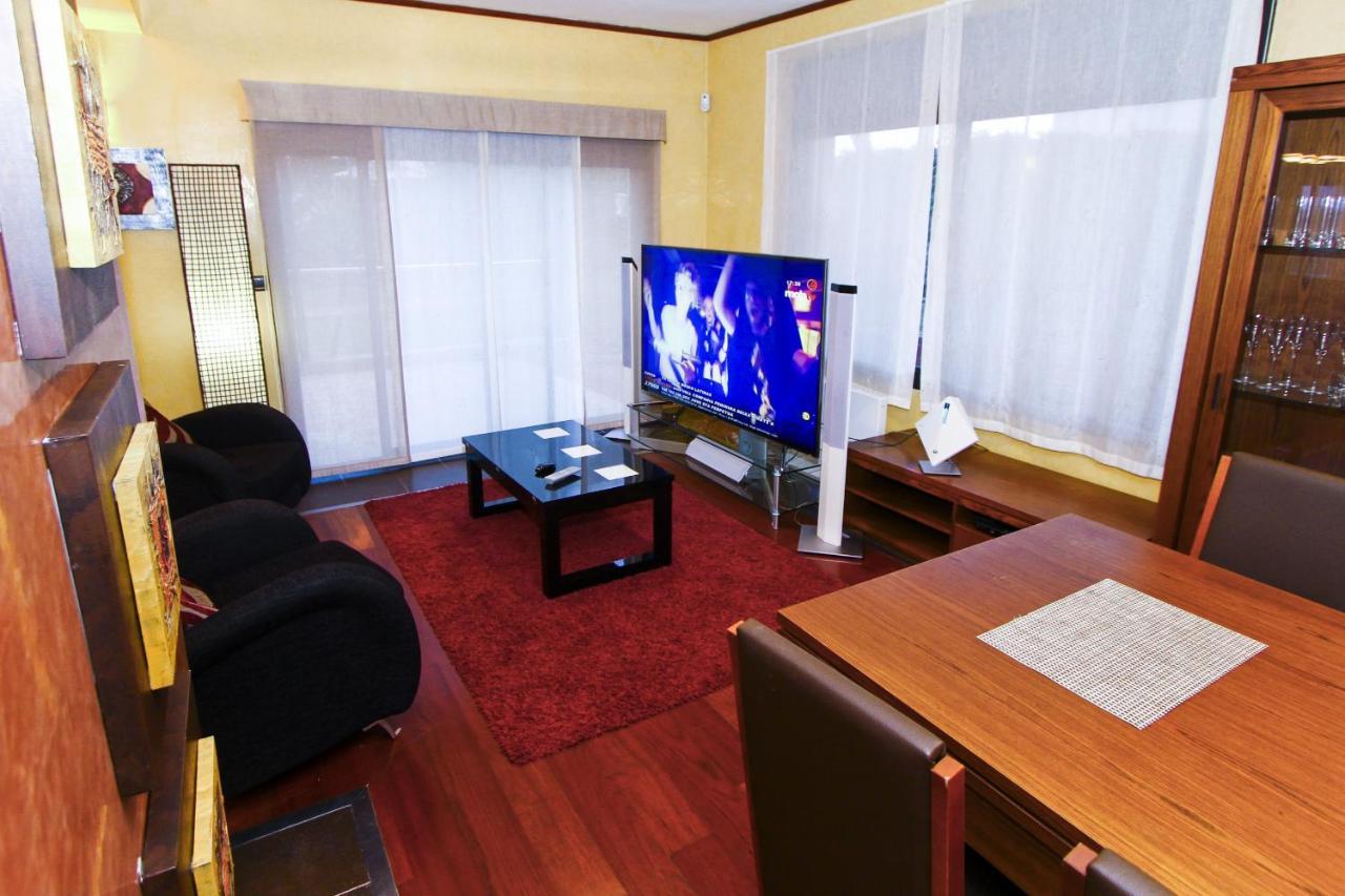 New Play Lake Villa Salou Bagian luar foto